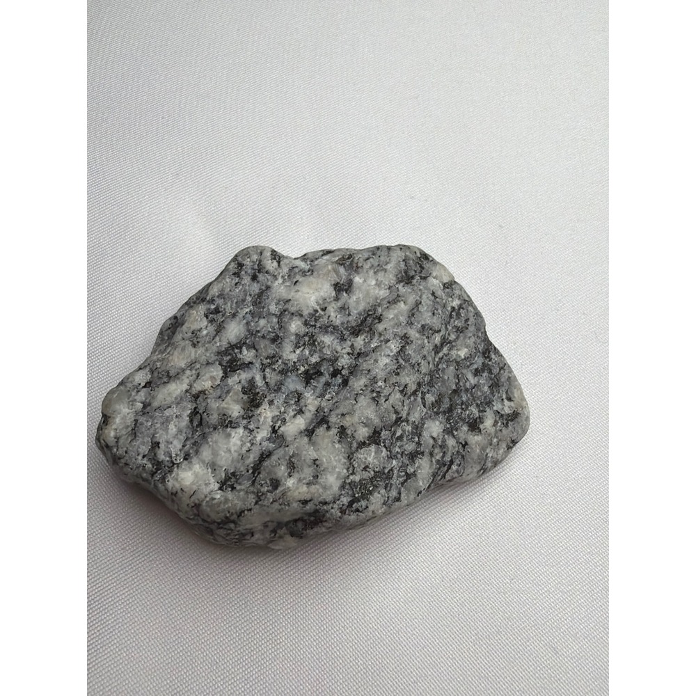 Natural Granite Salt and Pepper Decorative Stone Unisex One Size Gray Excellent